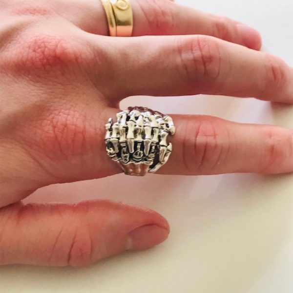 Bague Avec Mains Tenant Un Chaudron - Argent 925 Pierre Fines