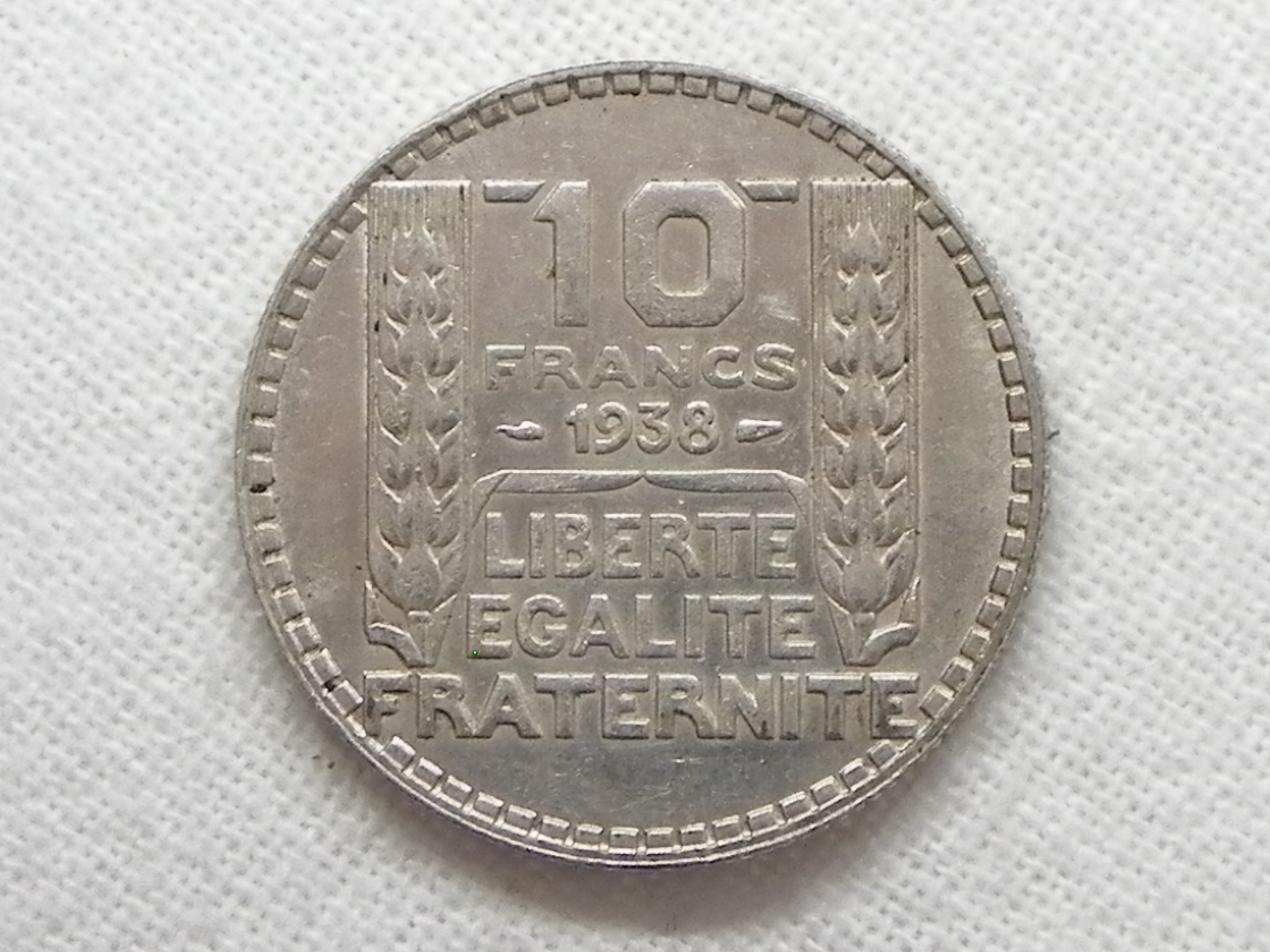 Broche Décorative Avec Pièce En Argent 20 Francs Turin 1938 - Objet De Vitrine Vintage